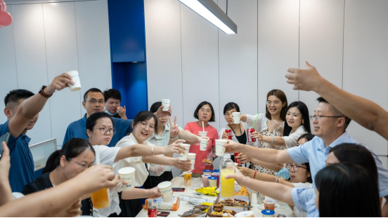 热烈祝贺泽尔总部乔迁之喜704.png